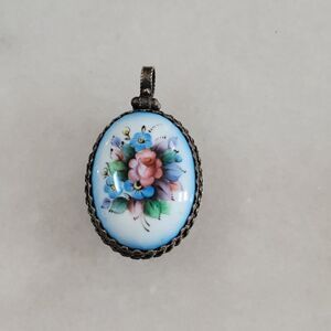Vintage Russian Finfit Enamel Porcelain Hand Painted Flower Pendant Locket